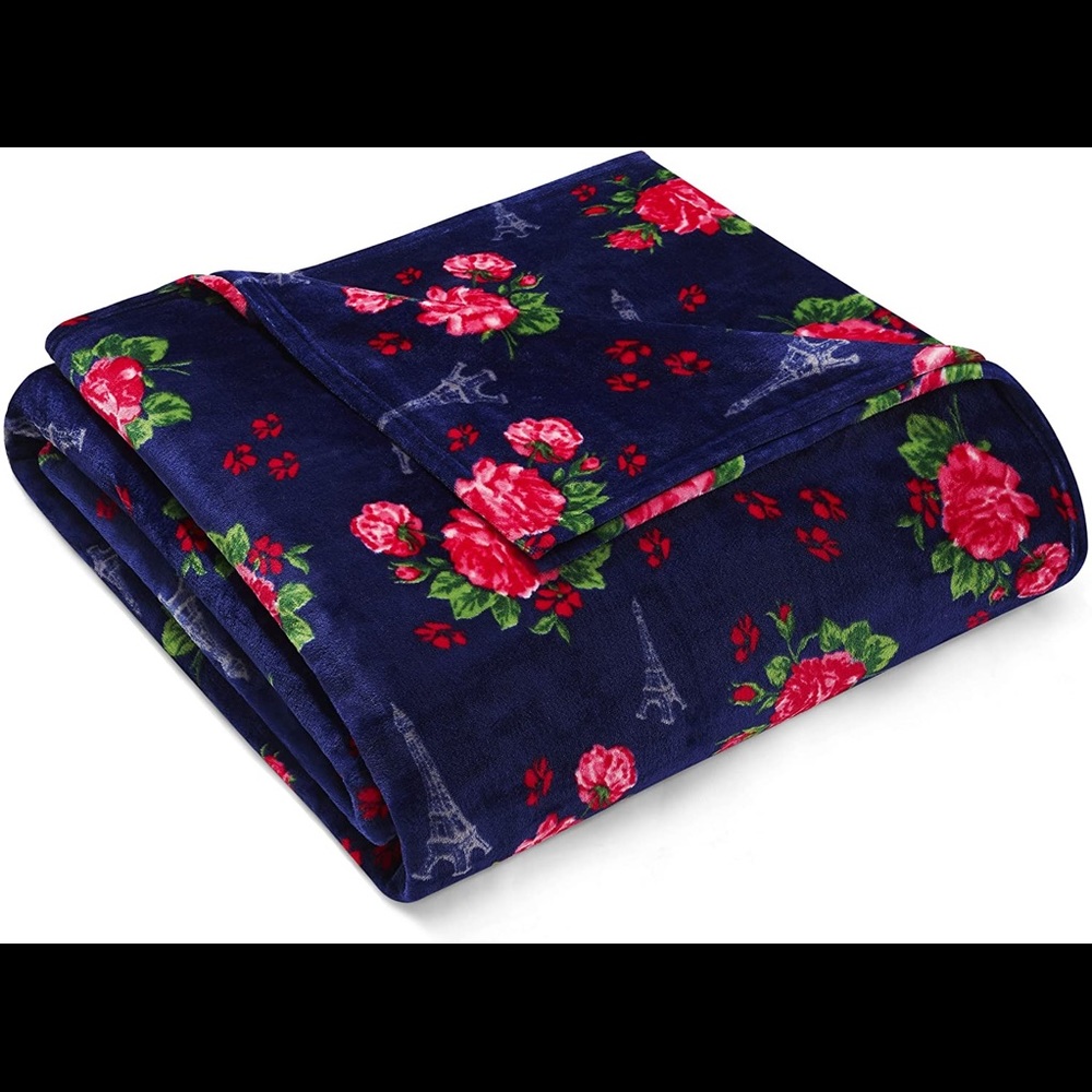 Betsy Johnson French Floral Queen Fleece Blanket